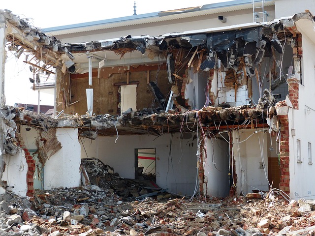 Demolition begins on tilted house in Delhi's Ganeshnagar area