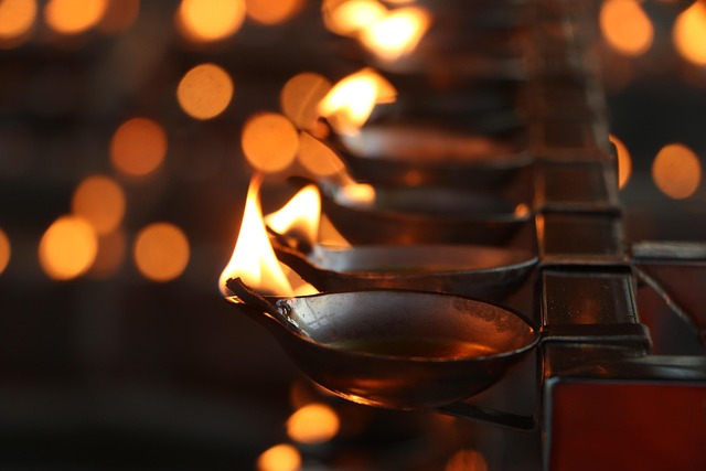 अलीगढ़ में मां काली मंदिर पर नवरात्र का भव्य दरबार